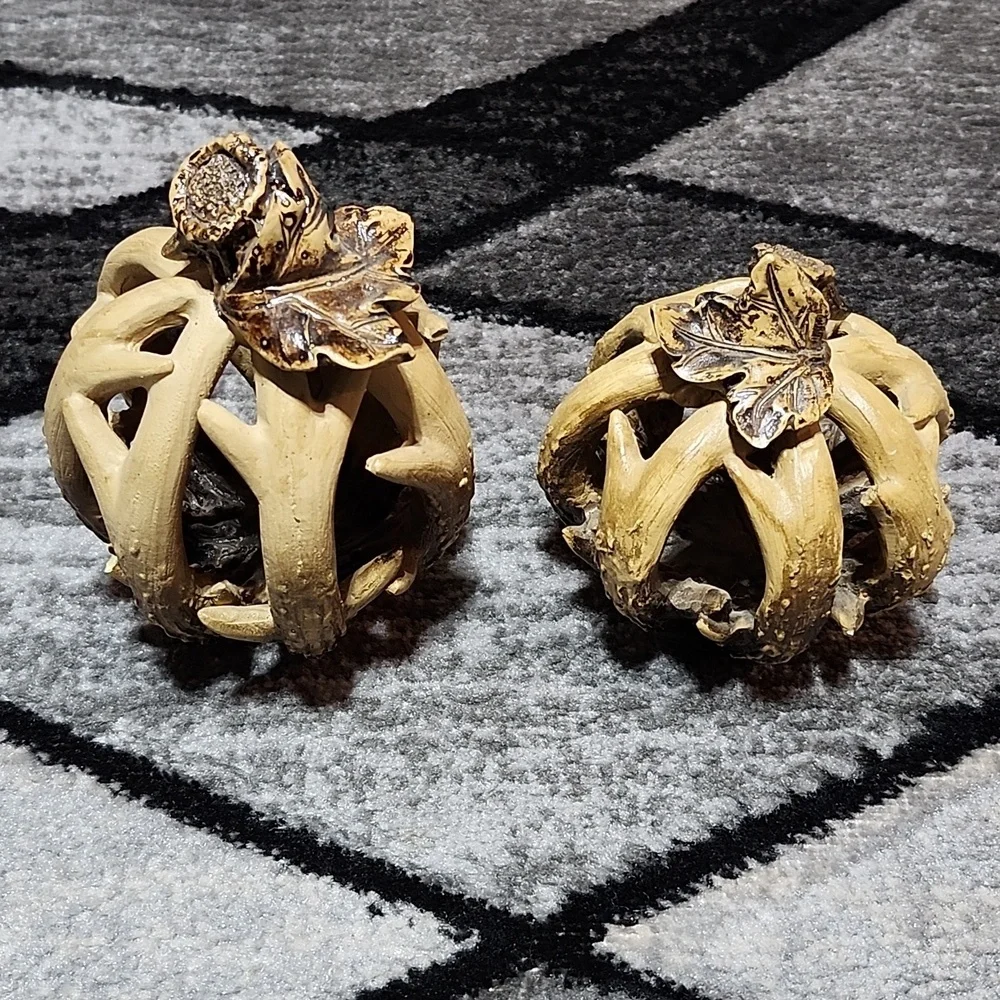 DEER ANTLERS PUMPKIN SHAPED RESIN RUSTIC FALL DECOR SET-OF-2